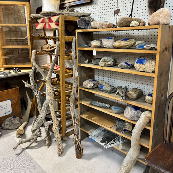 Antiques and decorative finds from one of the mall’s dealer booths